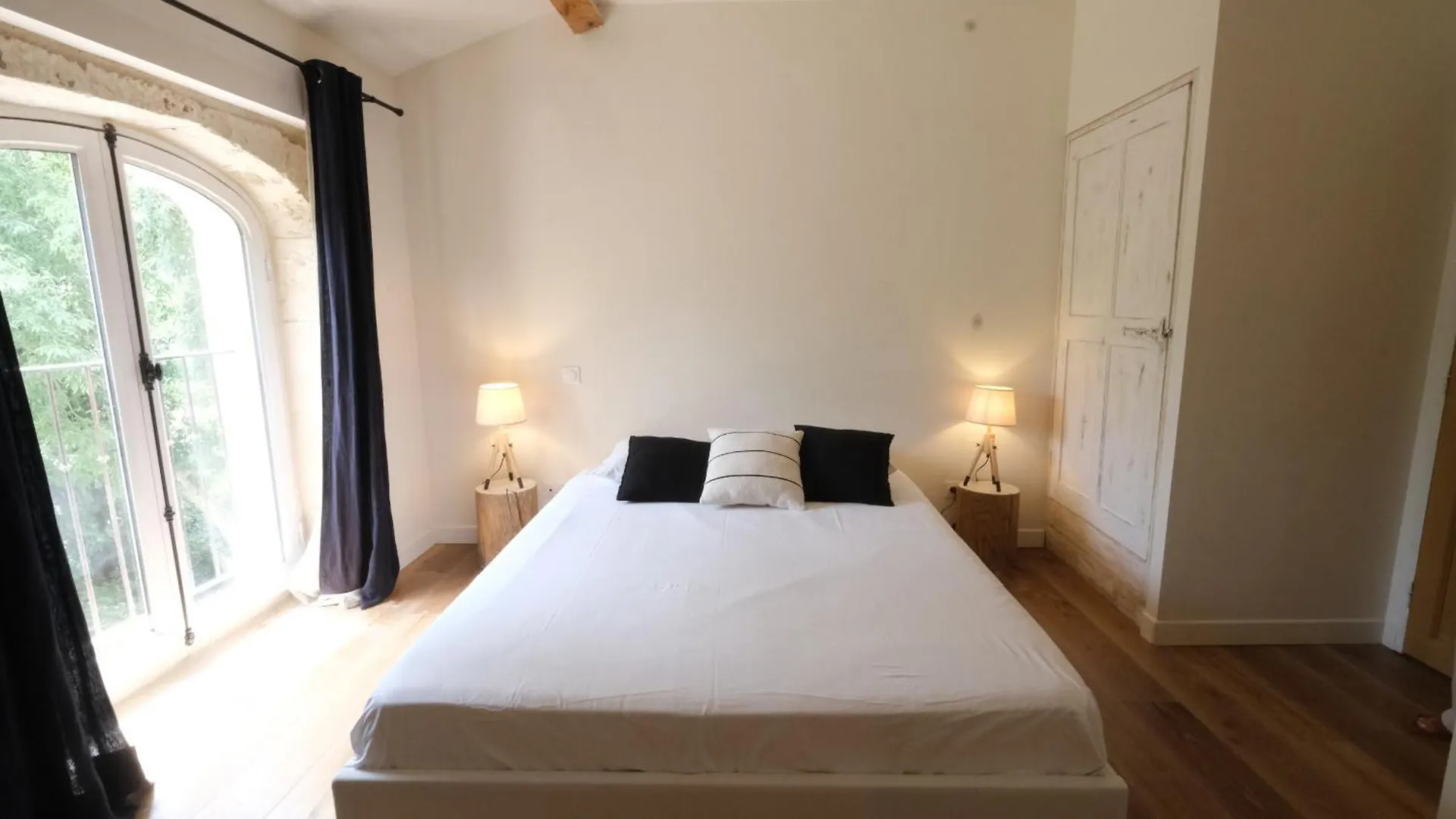 Villa Les Baux Alpilles Villa: Private Pool & Panoramic Views