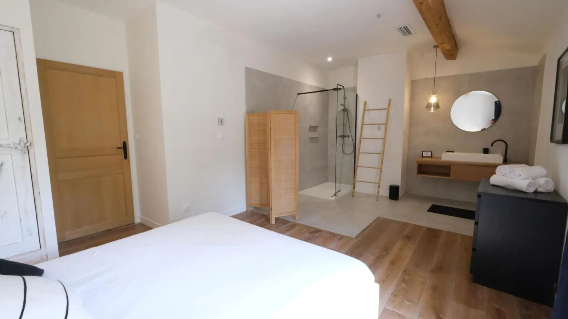 Les Baux Alpilles Villa: Private Pool & Panoramic Views