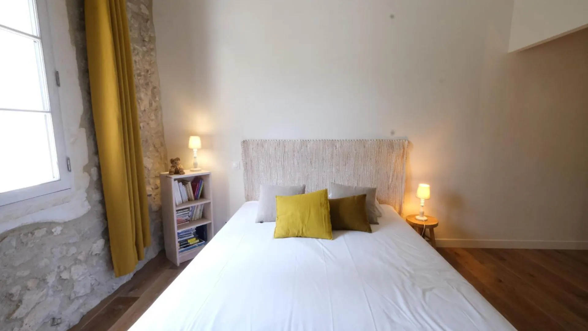 Les Baux Alpilles Villa: Private Pool & Panoramic Views Villa Les Baux-de-Provence