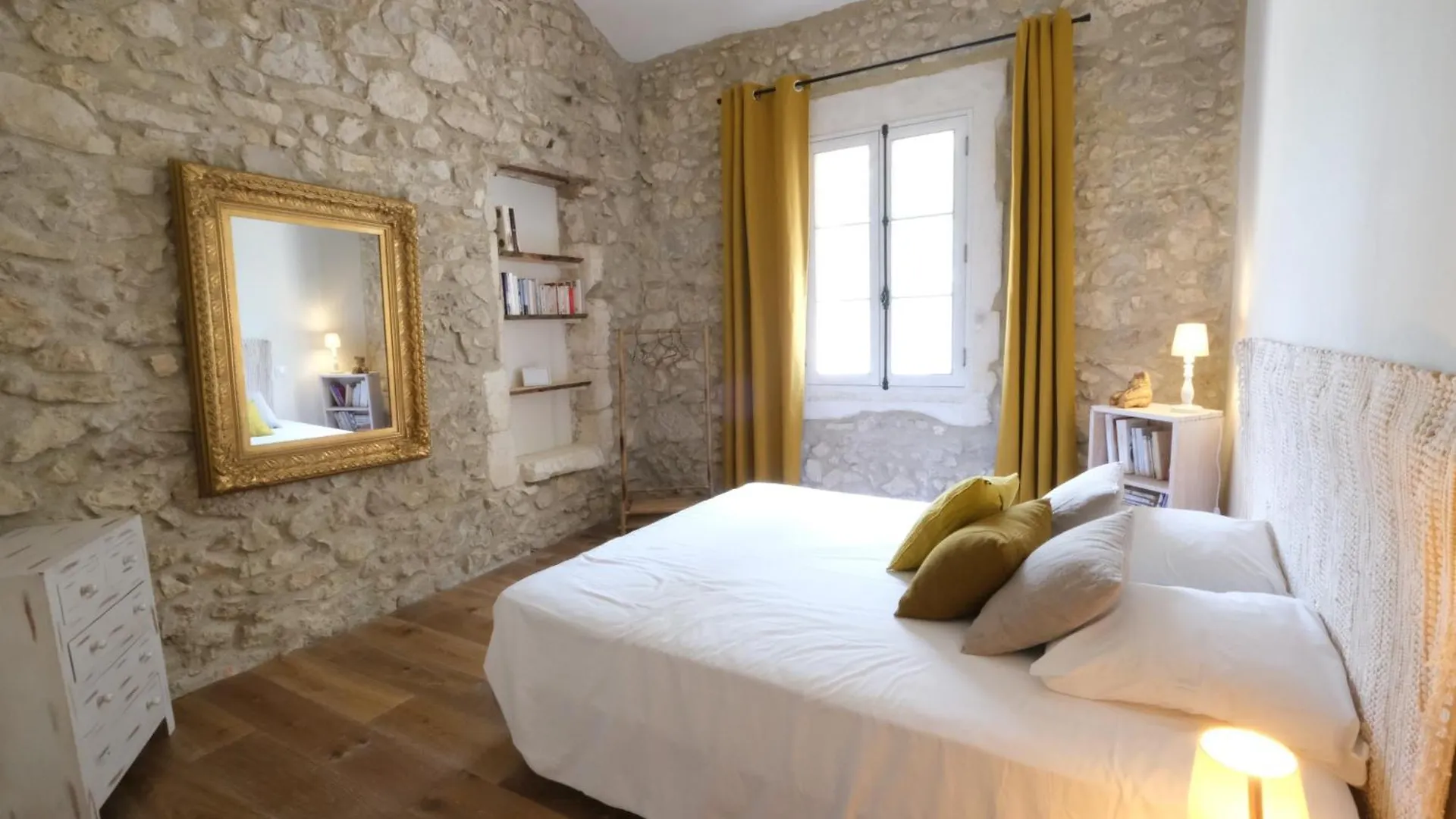 Villa Les Baux Alpilles Villa: Private Pool & Panoramic Views