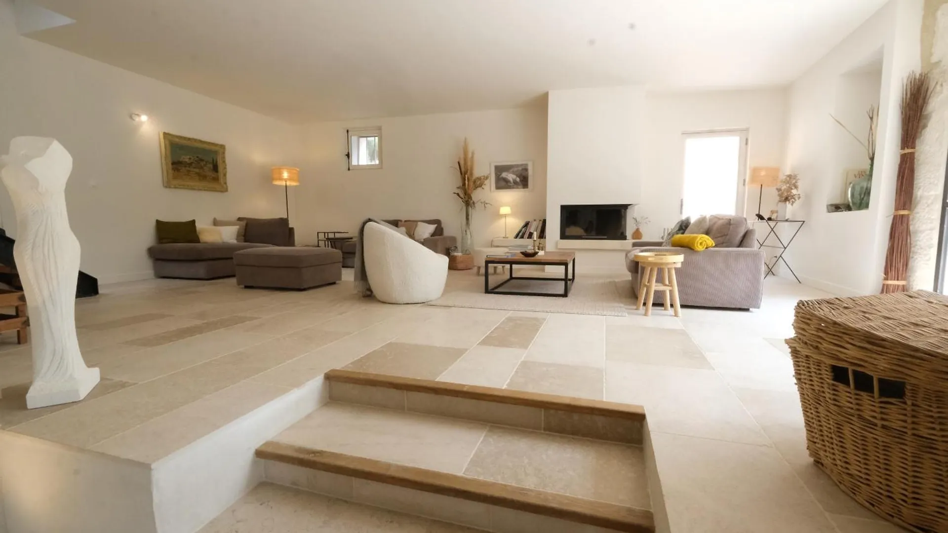Les Baux Alpilles Villa: Private Pool & Panoramic Views
