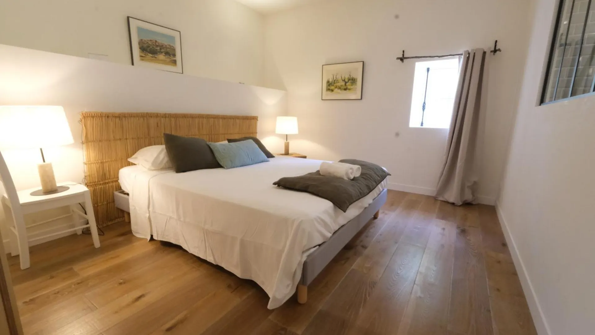 Villa Les Baux Alpilles Villa: Private Pool & Panoramic Views