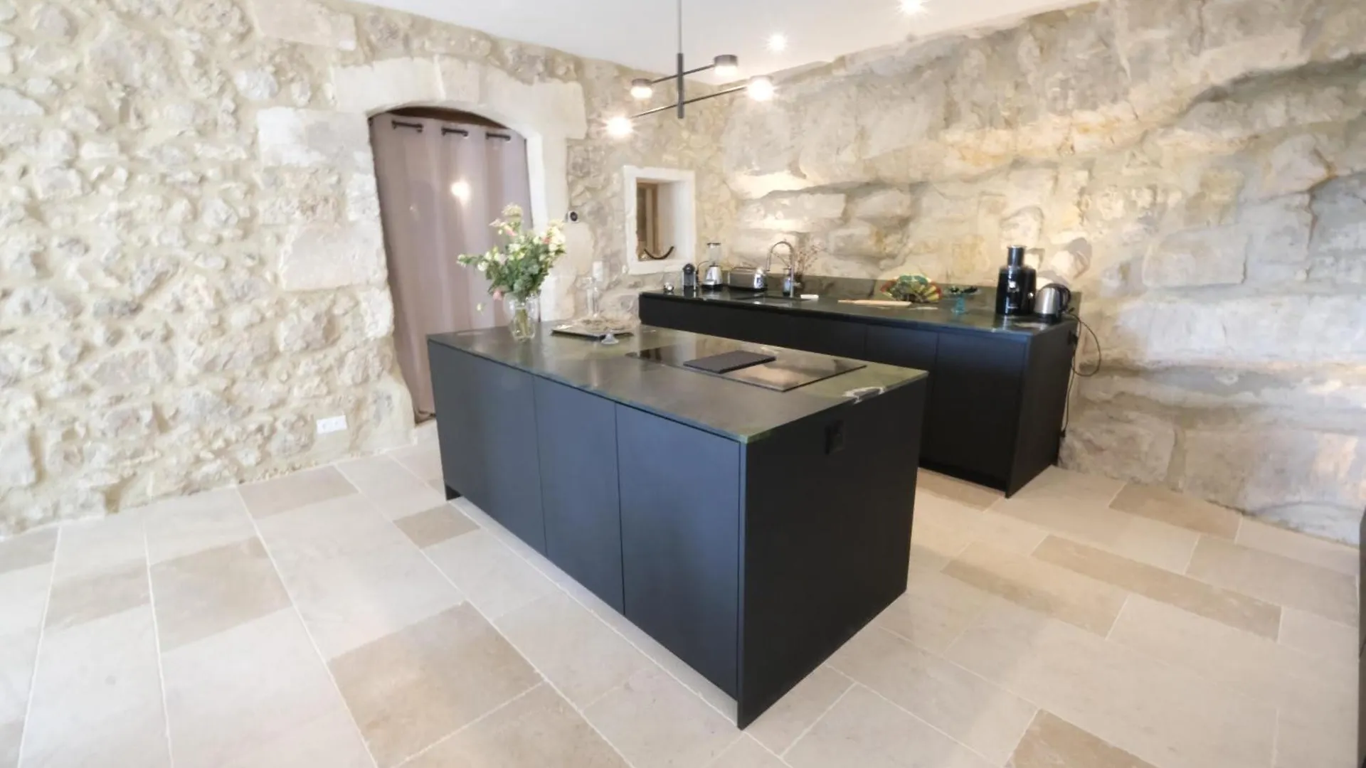 Les Baux Alpilles Villa: Private Pool & Panoramic Views France